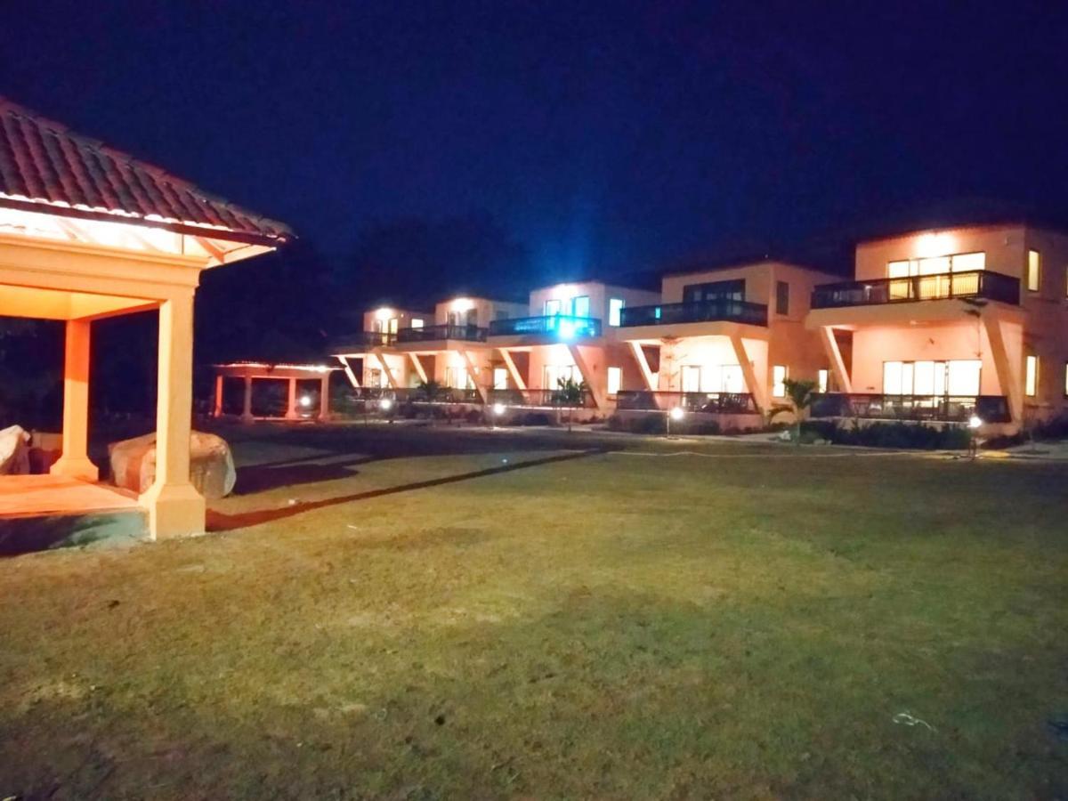 The Pench International Hotel Khawasa Exterior photo