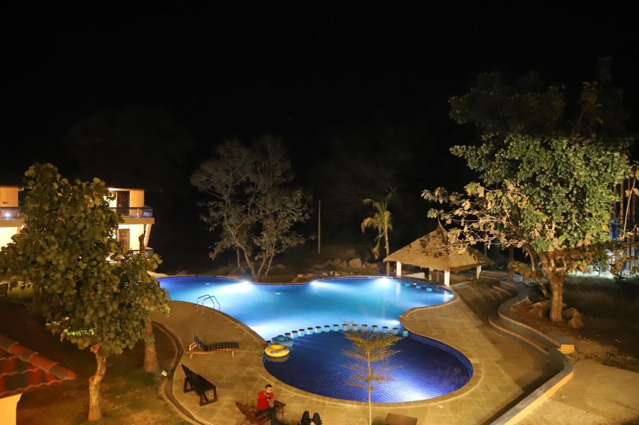 The Pench International Hotel Khawasa Exterior photo