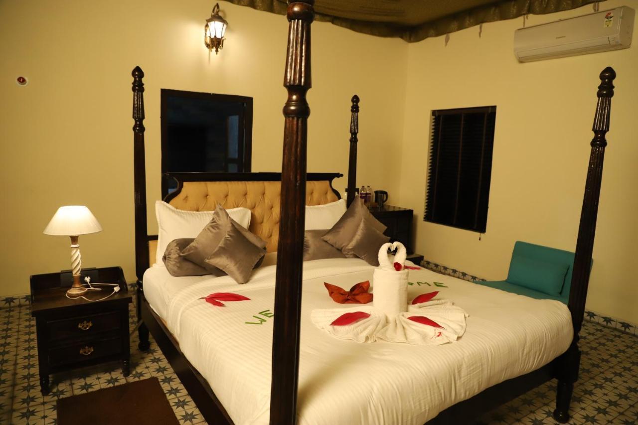 The Pench International Hotel Khawasa Exterior photo